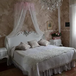 le-bouganville-apartment.it-lombardy.com/
